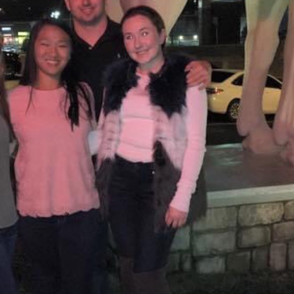 Guess Lena Fur Vest - Picture 5 of 7